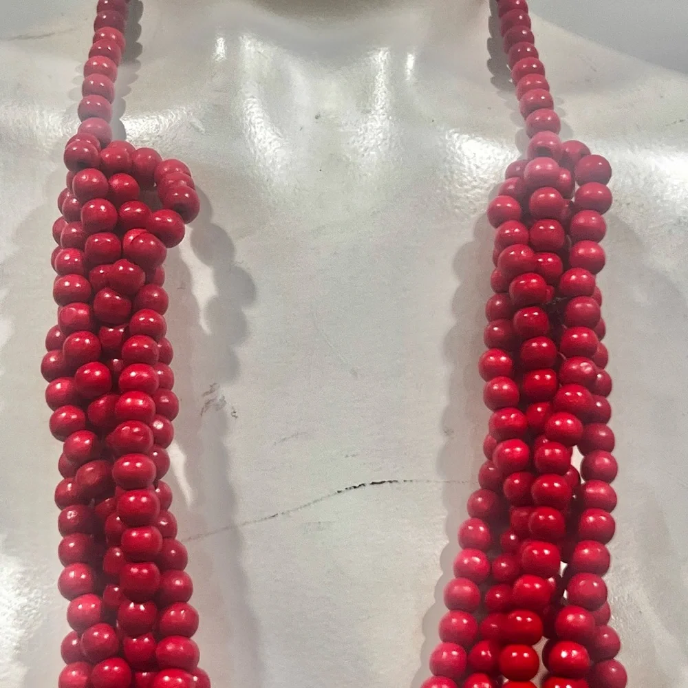Elegant Vintage Beaded Necklace - Picture 7 of 10